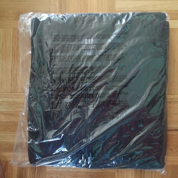 NWT - GAP Maternity Softest Henley Sweater Dress Black - Picture 3 of 5